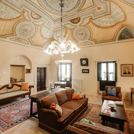 Palazzo Agrippa * Bominaco